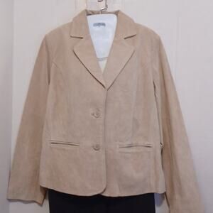 (r)elativity Women's Beige Genuine Suede/Leather Button Front Jacket. XL